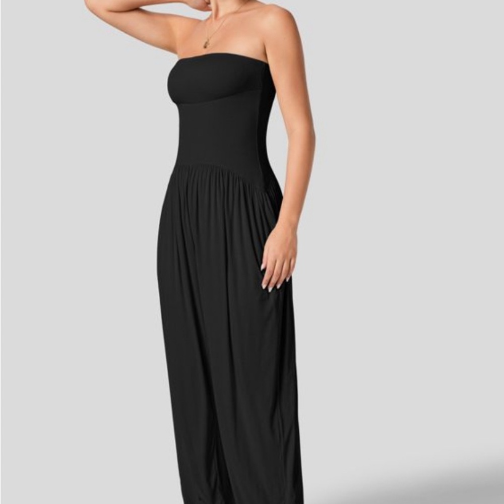 Casual, black strapless tube top jumpsuit women size small - Halara